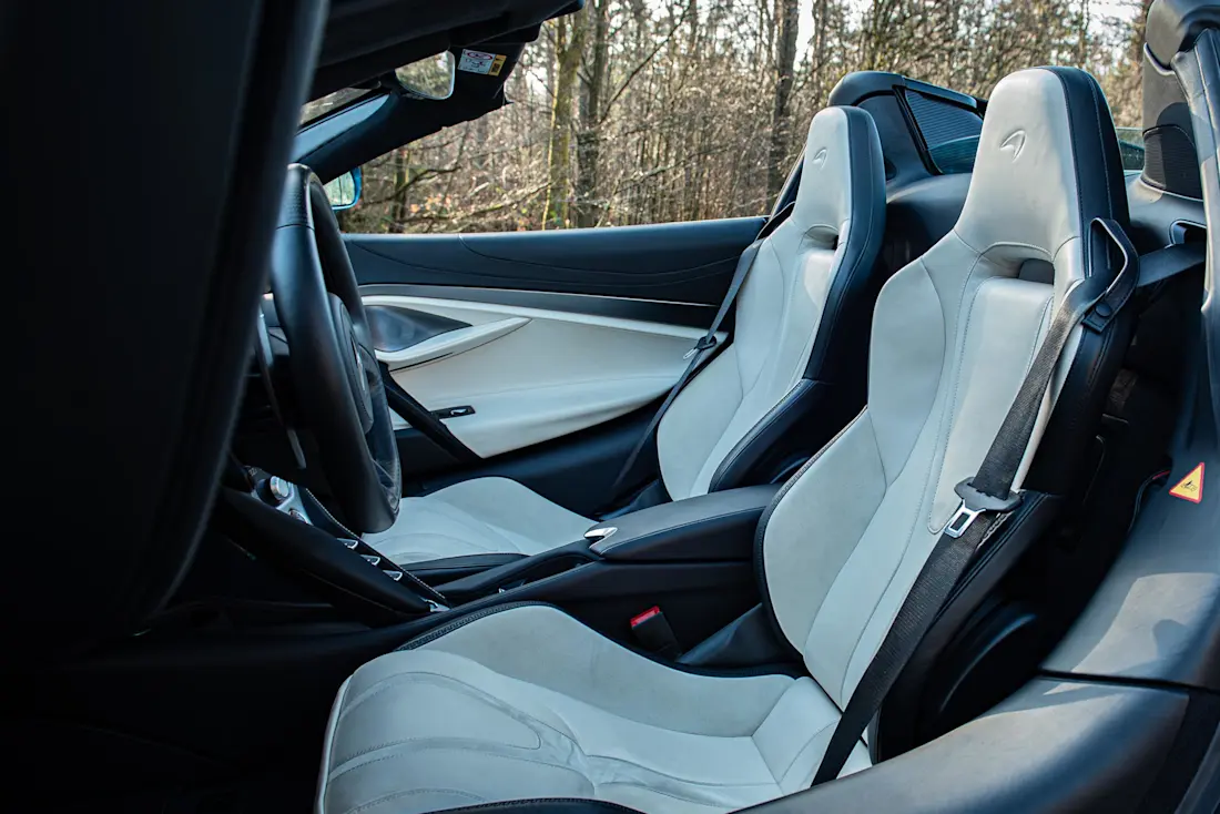 mclaren-750s-spider-2026-sitze