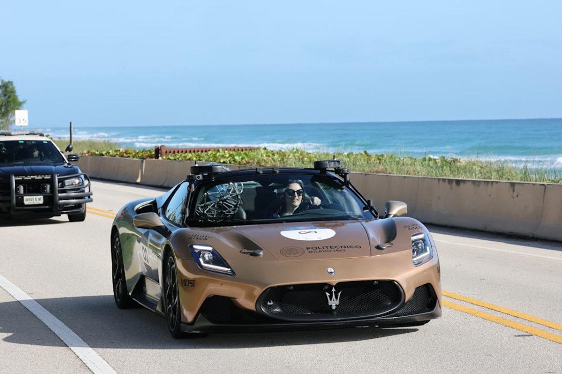 Original-25926-12-maserati-mc20-cielo-1000-miglia-experience-florida.jpg