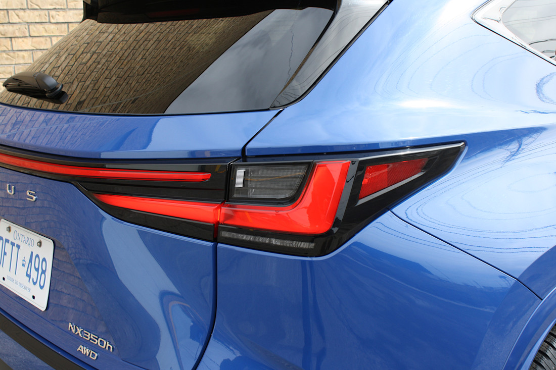2026 Lexus NX350h - TD - DB - 260603 - 14.jpg