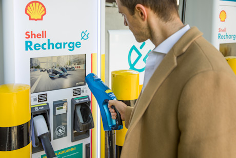 Shell Recharge Press 002