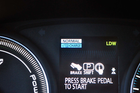 Editorial 2018 mitsubishi outlander phev gt s awc 49 mb