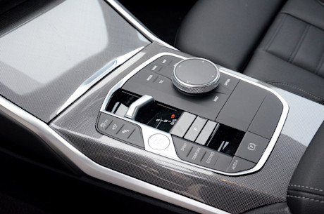 BMW M340i xDrive 2023 : essai routier Body Image