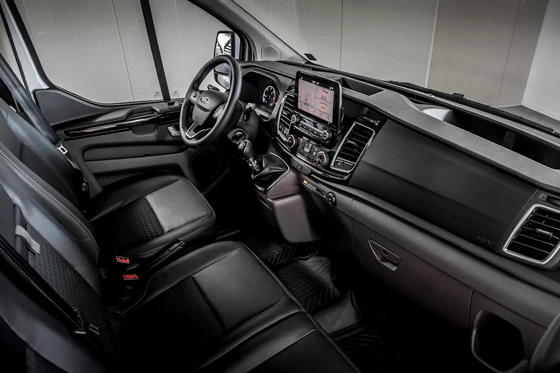 Transit Custom Sport 008-LOW Transit Custom Sport 008-LOW