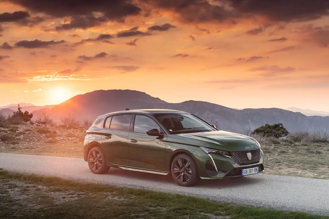 Peugeot-308-2022 Peugeot-308-2022