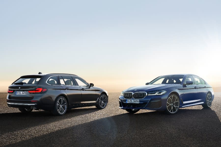 P90389004_highRes_the-new-bmw-530e-xdr (1).jpg