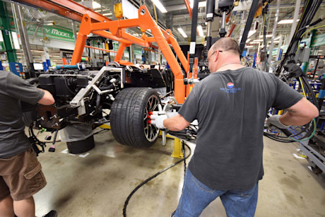 Editorial 10 jp building a dodge viper