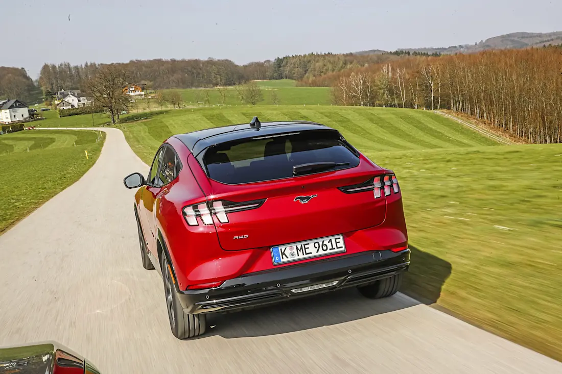 grootste-prijsdaling-voor-een-elektrische-suv-ooit-2024-03