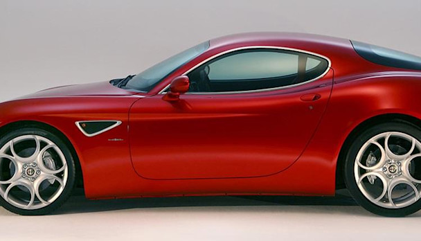 Alfa Romeo 8C