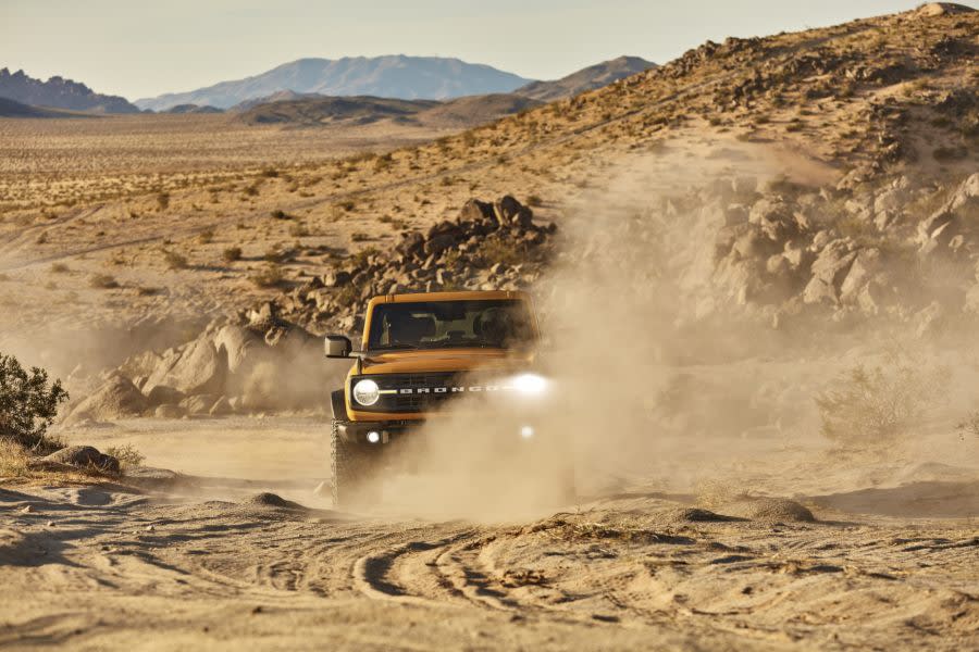 Bronco_2dr_03 (1).jpg