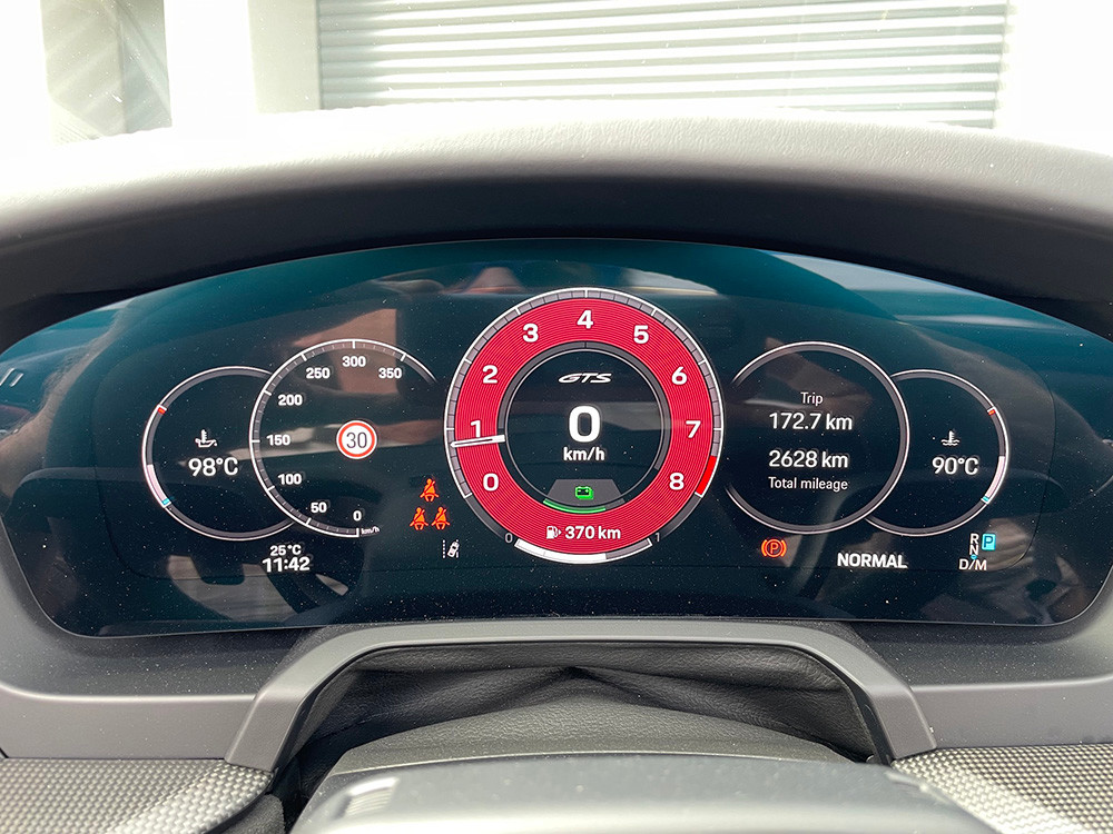 Editorial 2025 porsche 911 gts fd pb 240702 13