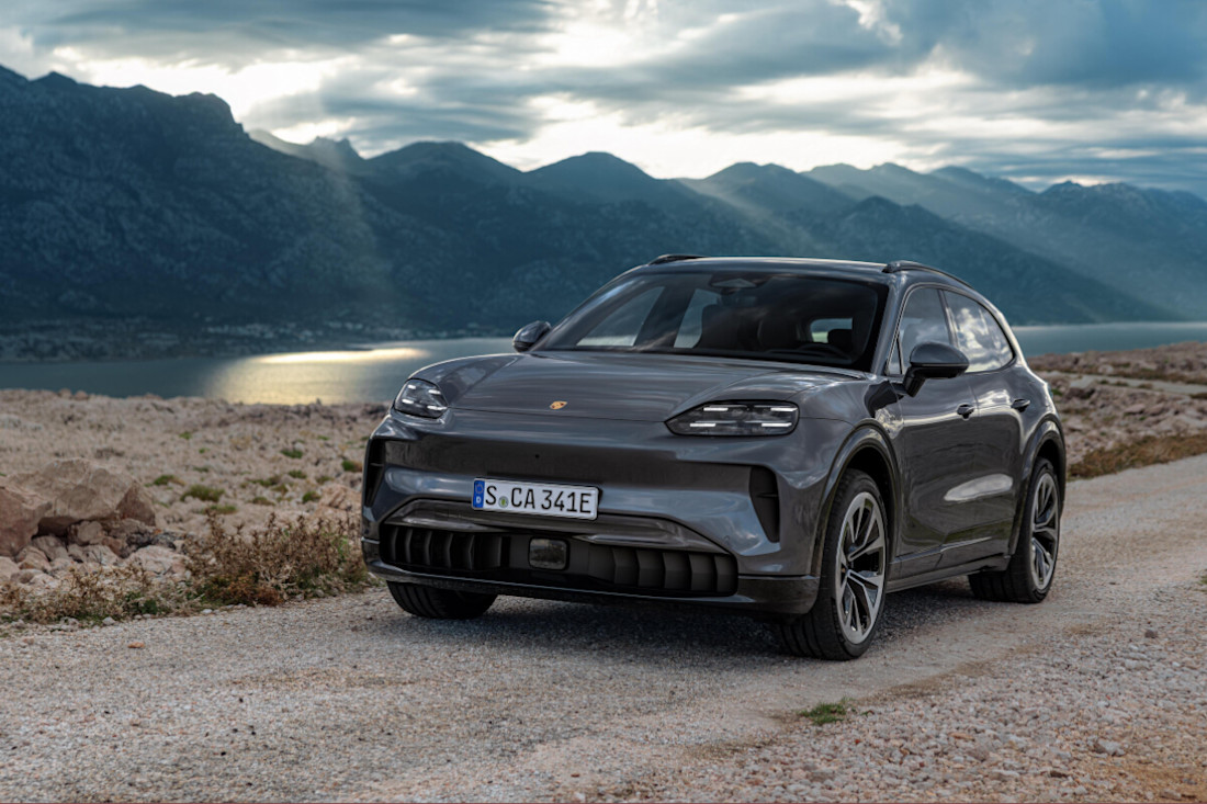 Porsche_Cayenne_Electric-14.jpg