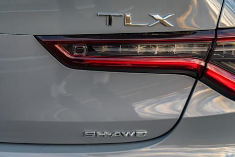 Editorial 2024 acura tlx type s td 240409 19 kd