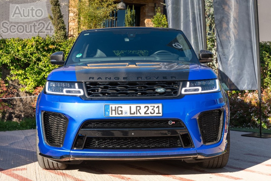 Jaguar-Land Rover SV - 3000px-26.jpg