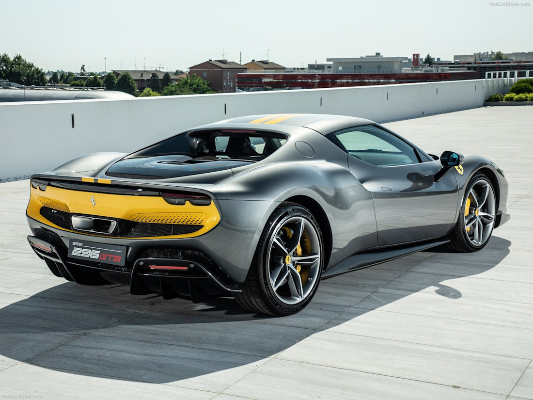Ferrari-296_GTB-2022-1600-07