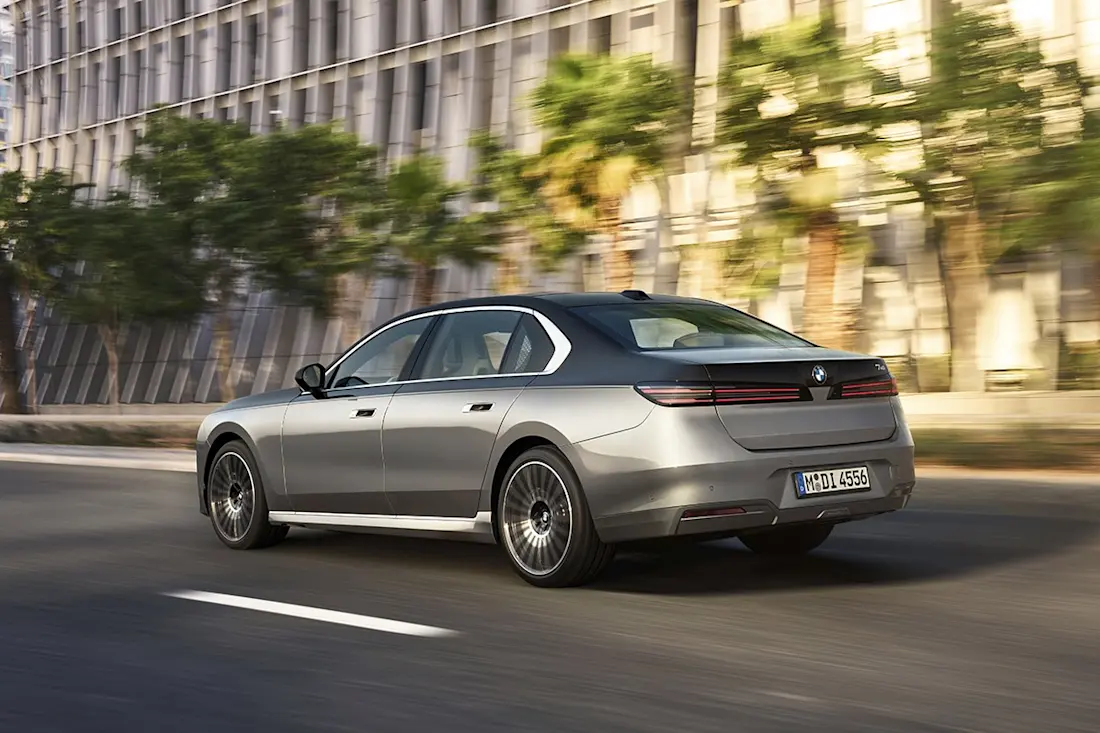 BEBE20260430 BMW 7 Reeks 01