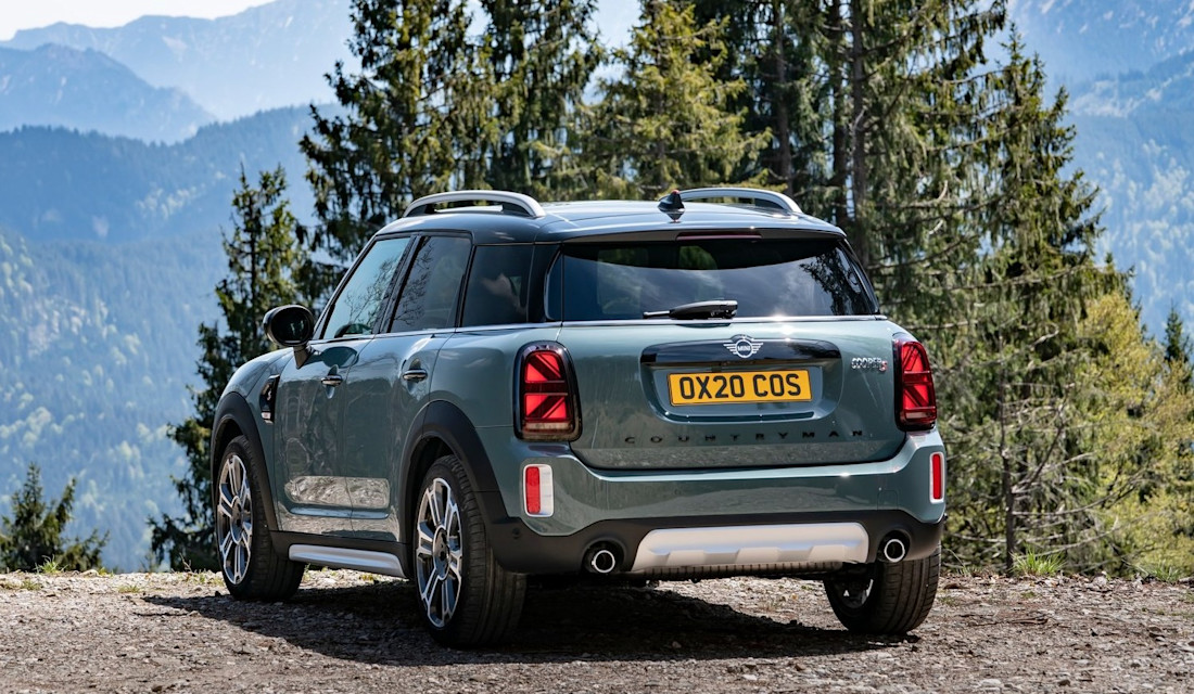 mini-one-countryman-back