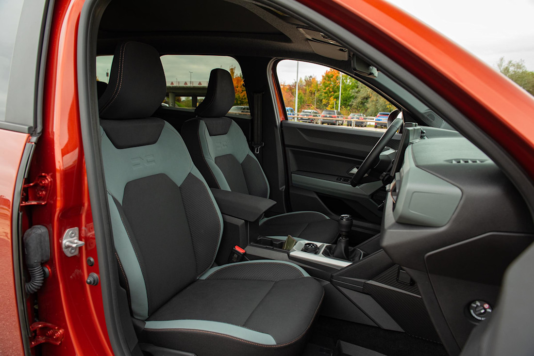 dacia-bigster-4x4-2025-sitze