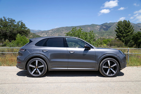 Editorial 2024 porsche cayenne 04 jw