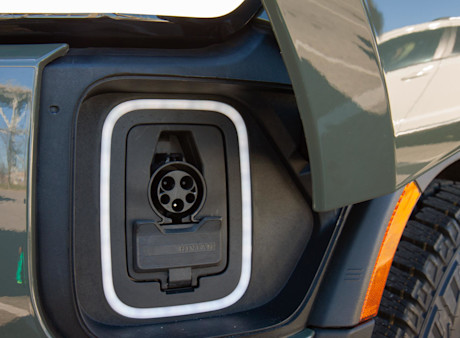 Editorial 2022 rivian r1t 18 lw