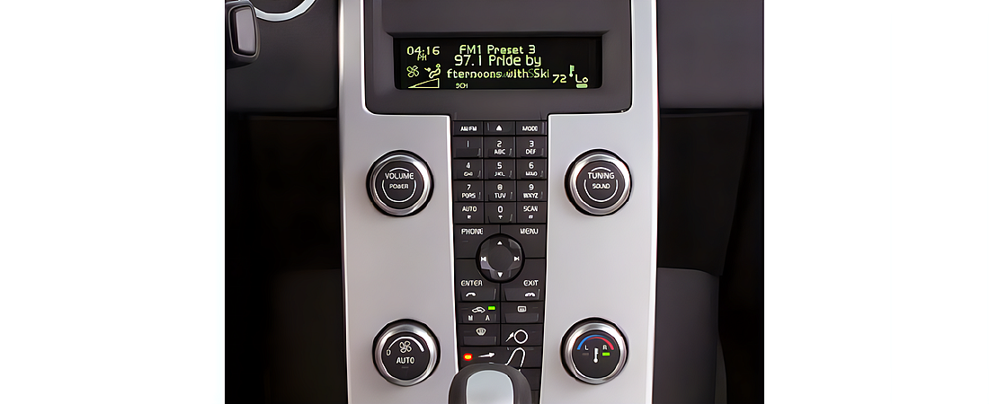 Volvo C70 2011 10