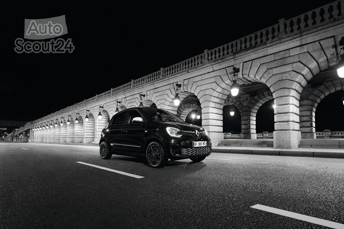 2021-RenaultTwingoUrbanNightLimitedEdition (1).jpg