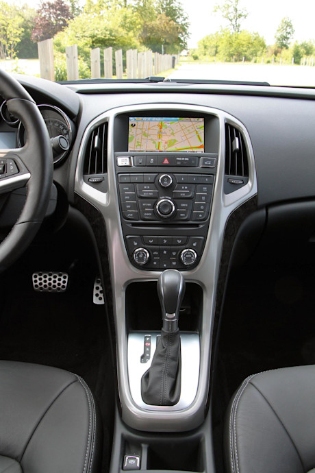 Editorial 2015 buick verano sedan jy 20