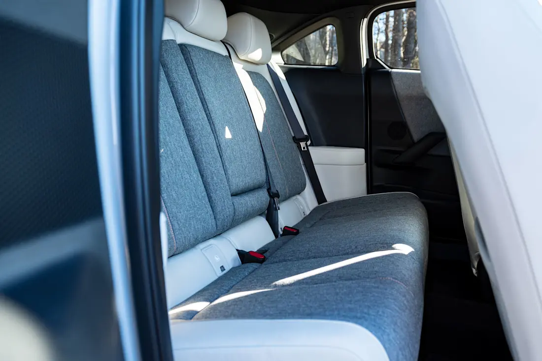 Mazda-MX-30-Rearseats
