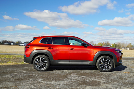 Mazda CX-50 Hybride 2025 : Premier Essai Image