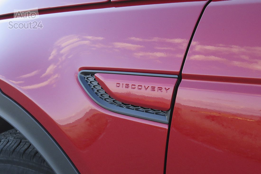 15_LR discovery sport p300e.JPG