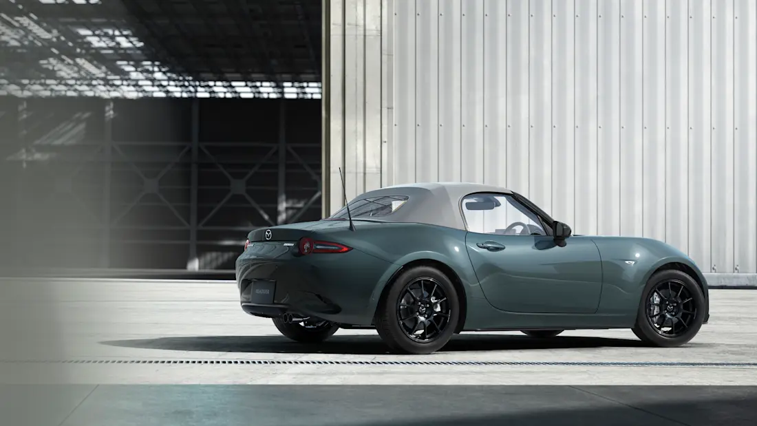 2027 Mazda MX-5 2027 Zinc Green 2