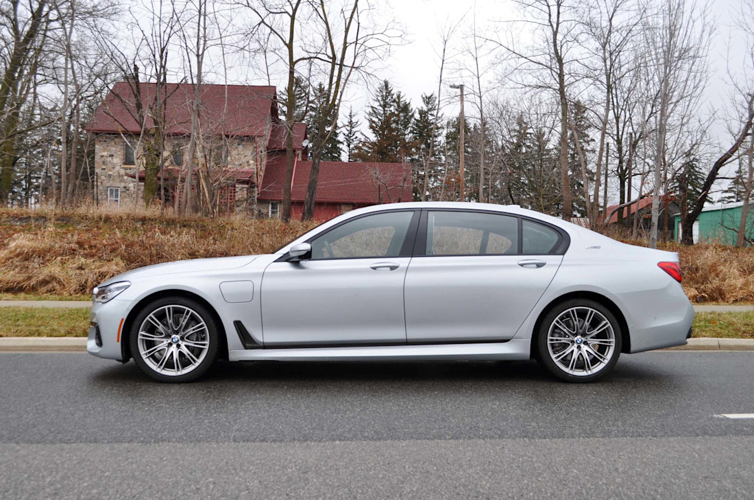 Editorial 2019 bmw 740le 05 mb
