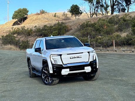 GMC Sierra EV Denali 2025 : Premier Essai Body Image