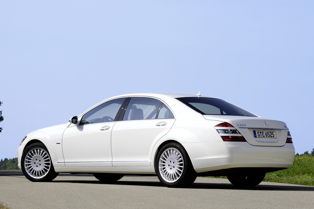 Mercedes Benz S320 3