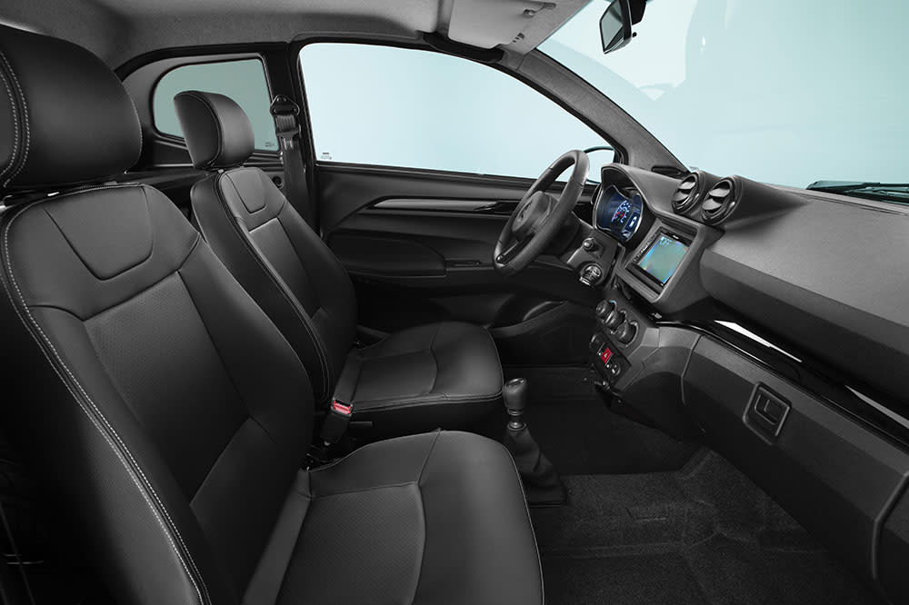 aixam-coupe-seats