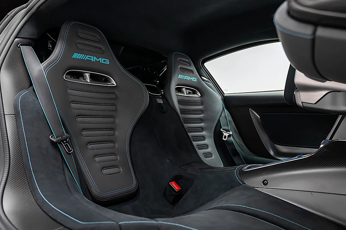 Mercedes-Benz-AMG-ONE-precio (10).jpg