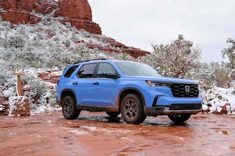 Editorial 2023 honda pilot trailsport 02 sha