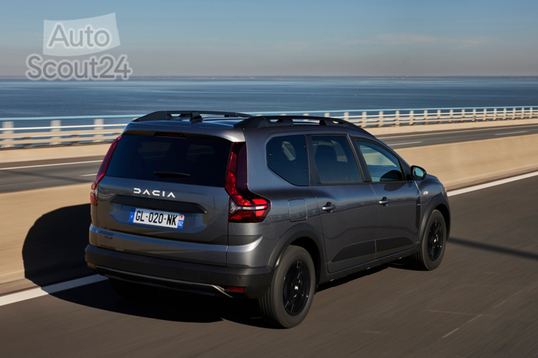 dacia-jogger-hybrid (6).jpg