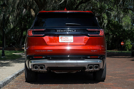 Editorial 2024 gmc acadia fd jv 240613 5