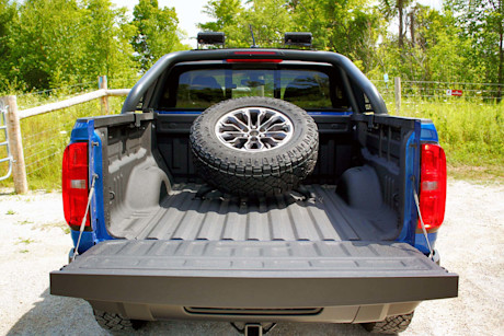 Editorial 04 2019 chevrolet colorado 11 sha