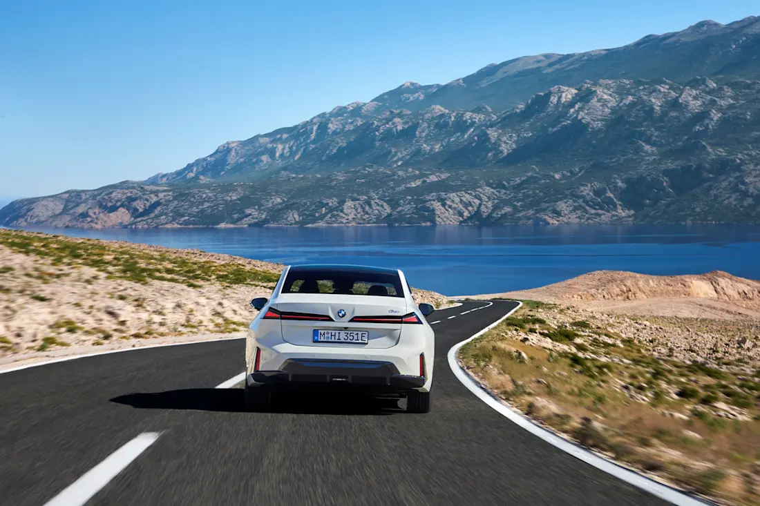 P90657638 highRes the-new-bmw-i3-50-xd