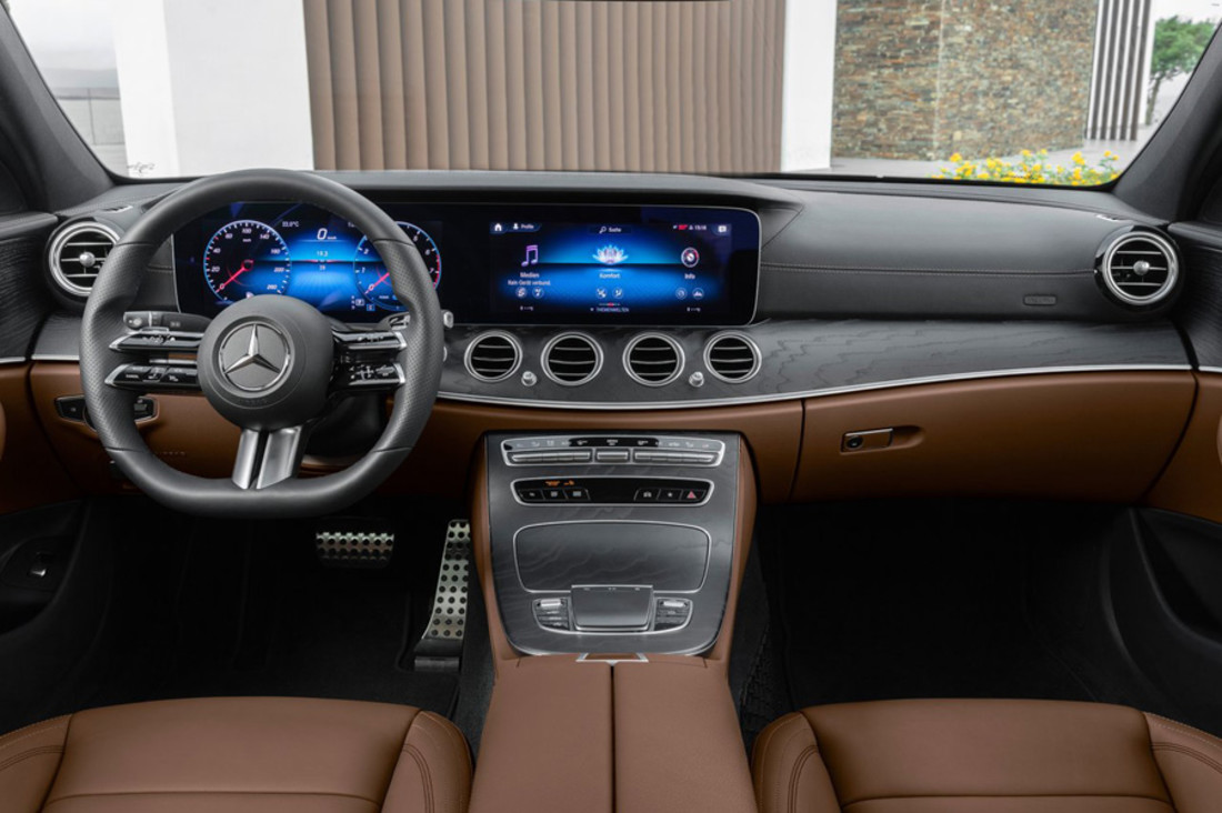 Mercedes-Benz-E-Class-2021-1280-24.jpg