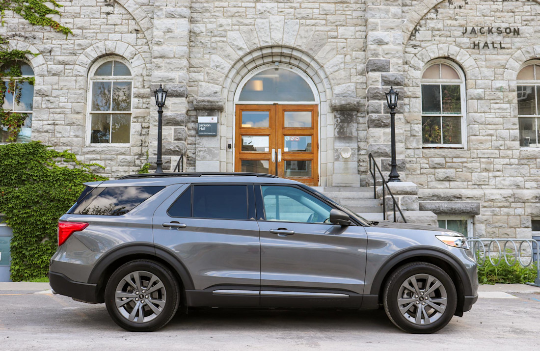 Editorial 2021 ford explorer xlt 09 db fr