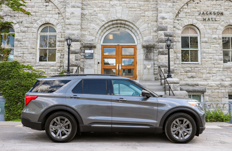 Editorial 2021 ford explorer xlt 09 db fr