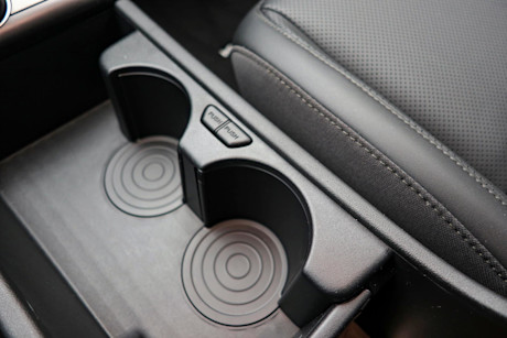 Editorial 2024 hyundai kona electric ultimate fd 231215 34 jm