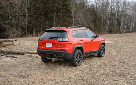Editorial 2021 jeep cherokee trailhawk elite 09 jm