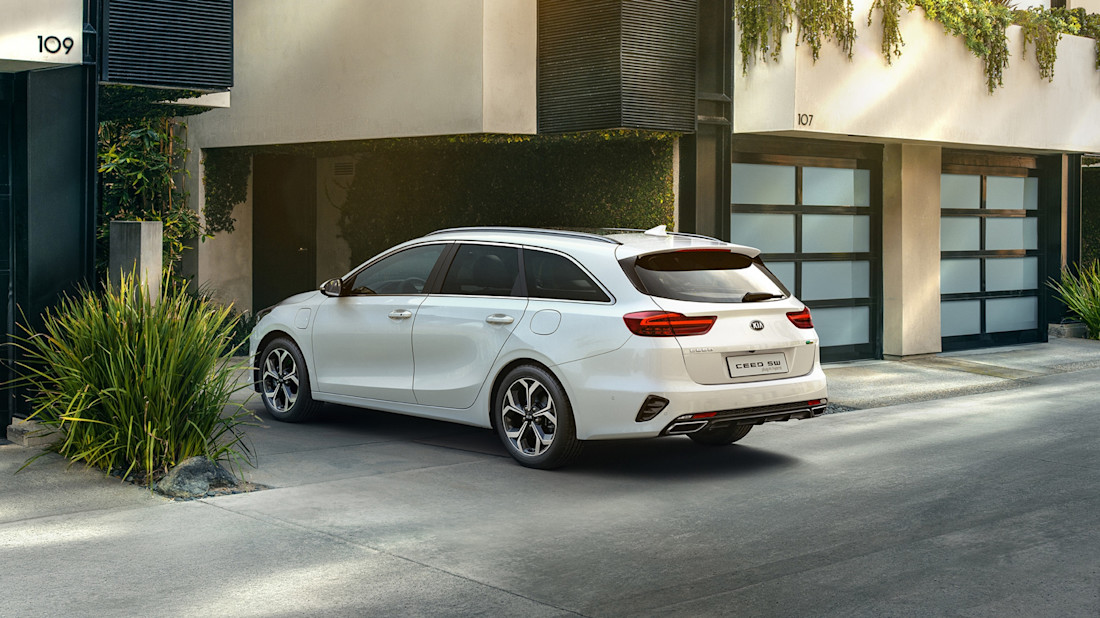 AS24 - Kia Ceed SW PHEV (2).jpg