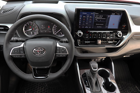 Editorial 2022 toyota highlander limited platinum 27 jm