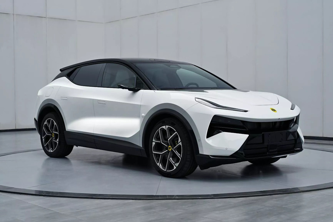 Lotus-Eletre-Hybrid-001.jpg