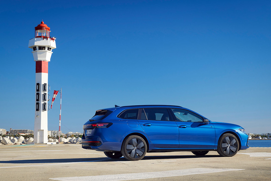 vw-passat-b9-2024-seite