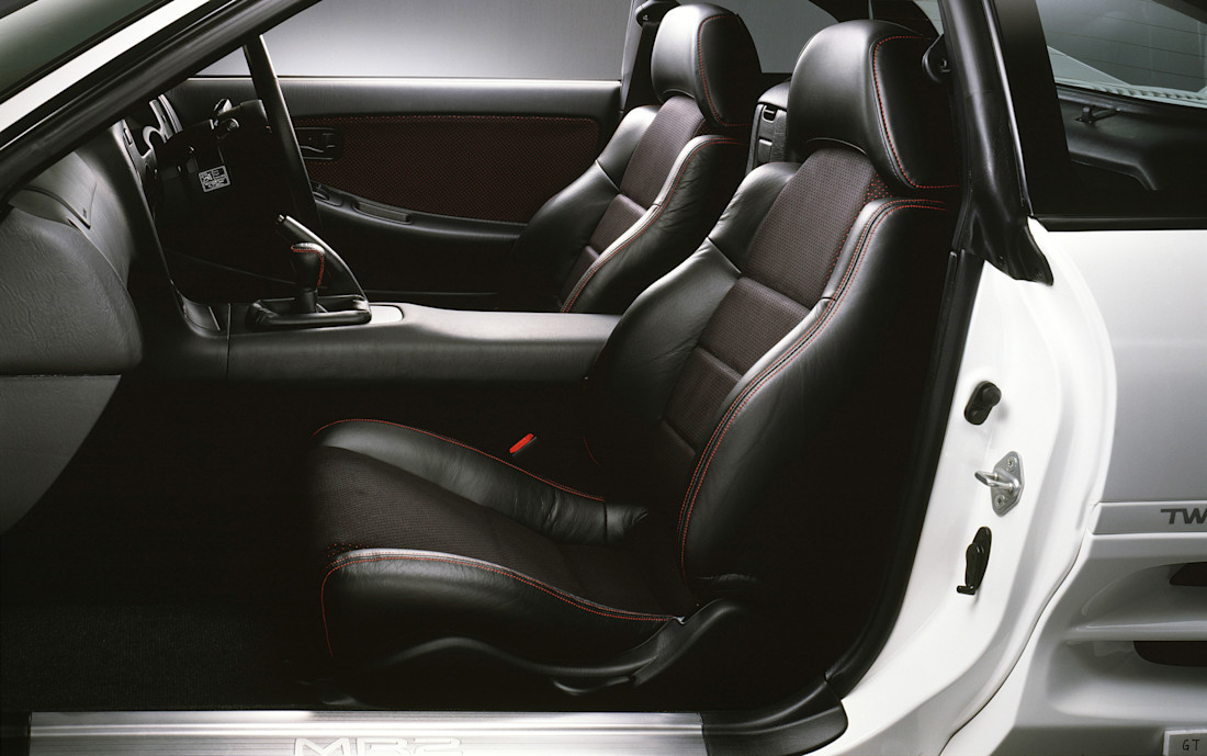 toyota_mr2_gt_t-bar_26.jpeg